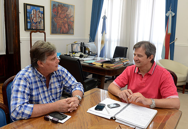  Riganti analizó con funcionarios provinciales mejoras en prevención e infraestructura para Larroque