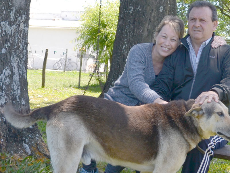 Celia y Mario, dos cantores populares que  le rinden homenaje al litoral desde Larroque 