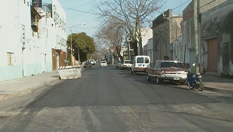  Las irregularidades de Riganti en Larroque:  las cuadras de asfalto más caras del país