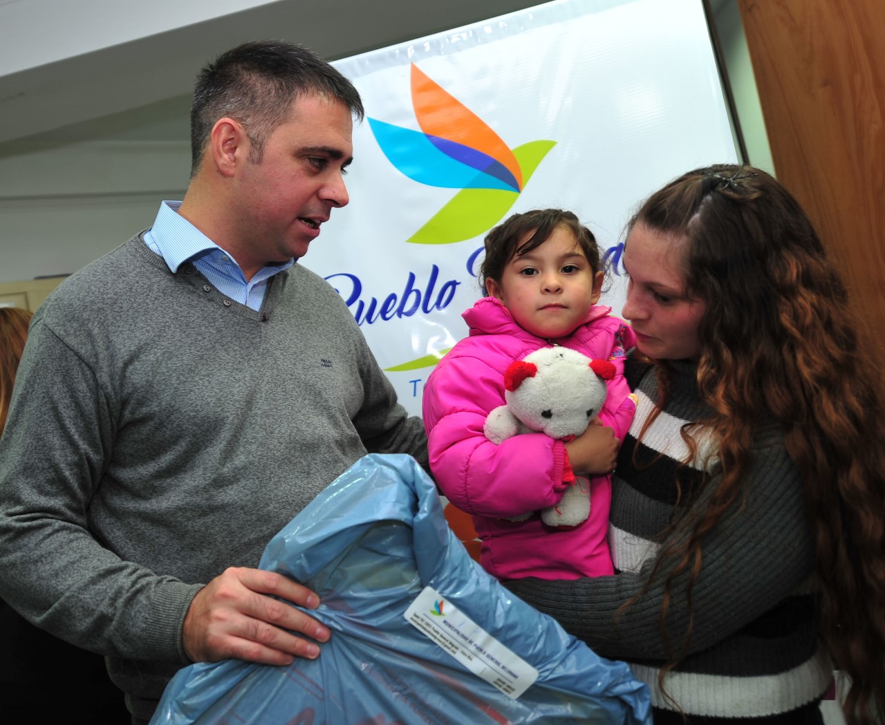 En Pueblo Belgrano  se entregaron frazadas  a noventa familias