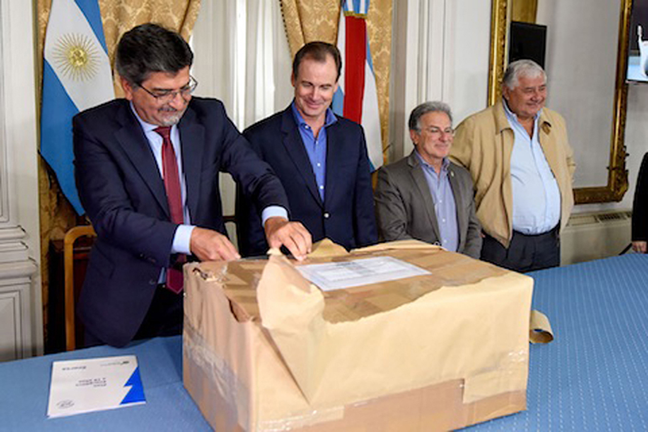 Presentaron una denuncia penal por presuntas irregularidades en la licitación de obras energéticas