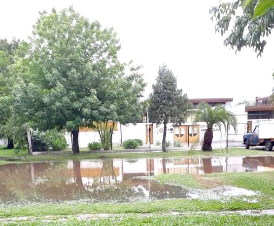 Irazusta quedó anegada por las intensas lluvias