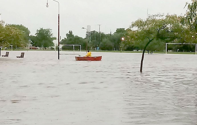 Larroque padeció un temporal ayer por la mañana