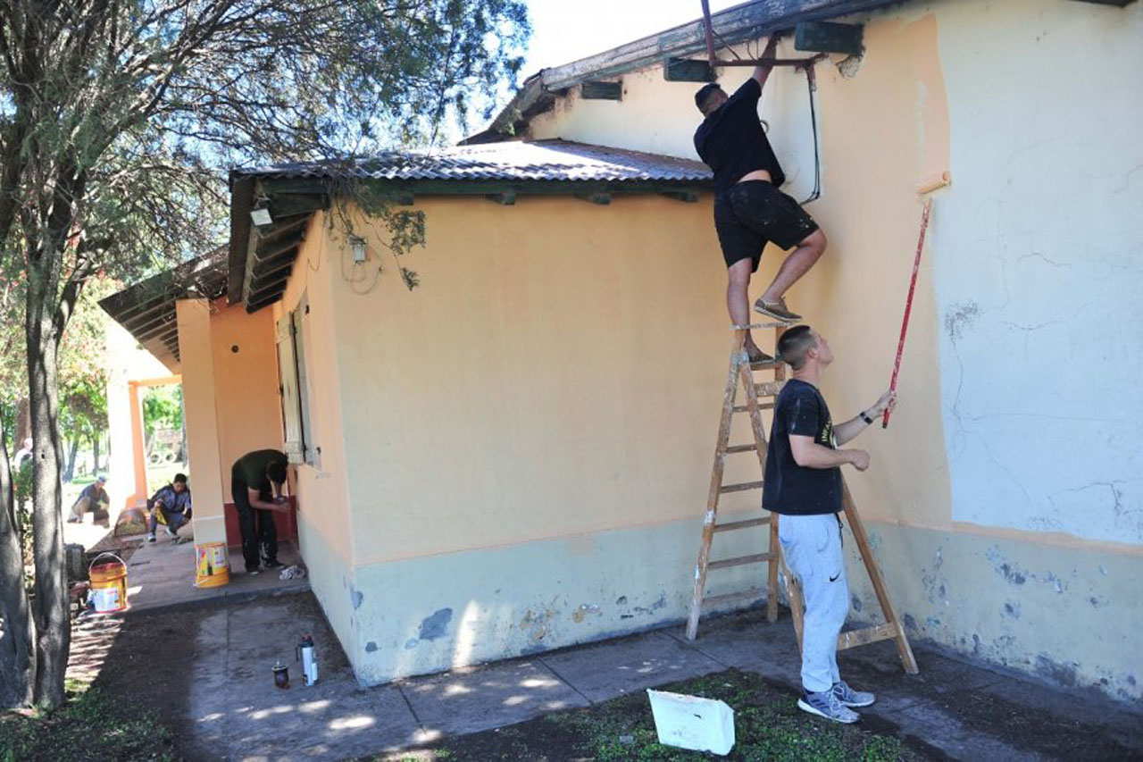Restauraron la  fachada de la  Escuela Nº 113 de  Pueblo Belgrano