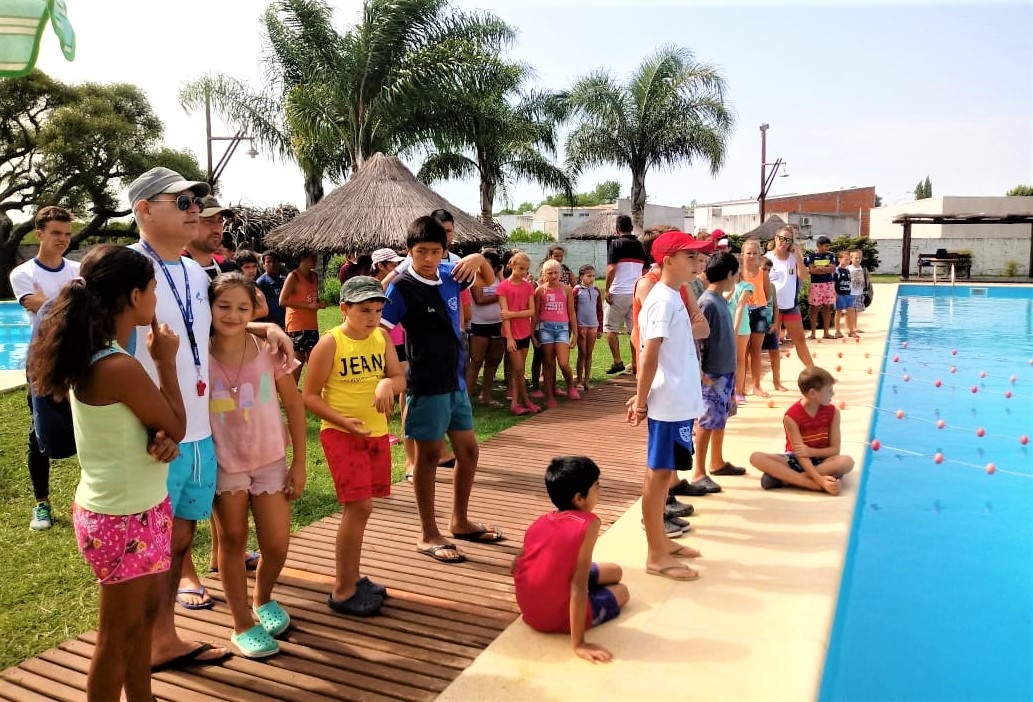 Exitoso Primer Encuentro Zonal de Natación en  Urdinarrain