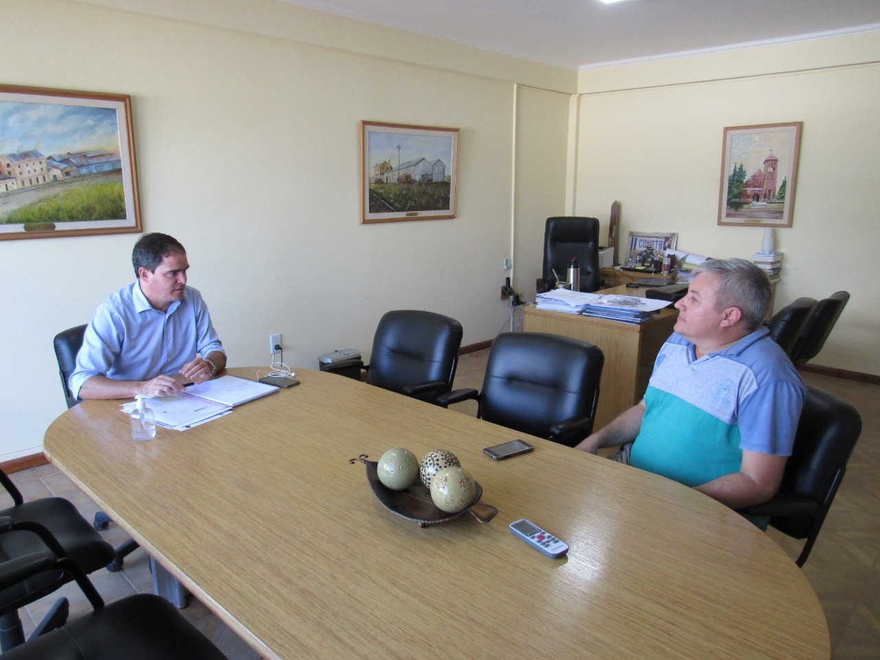 Hassell mantuvo una reunión con Zitterkopf