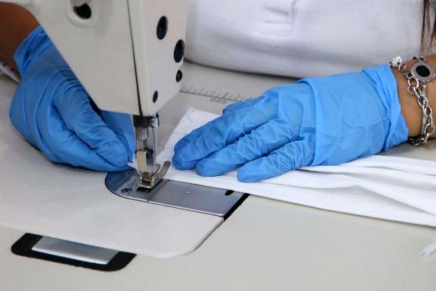 Kamarr y Papelitos siguen  confeccionando barbijos