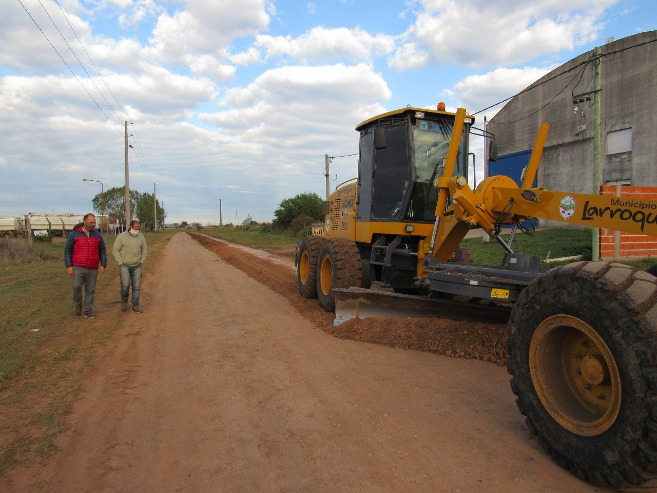 La Municipalidad de Larroque trabaja con obras en la vía pública