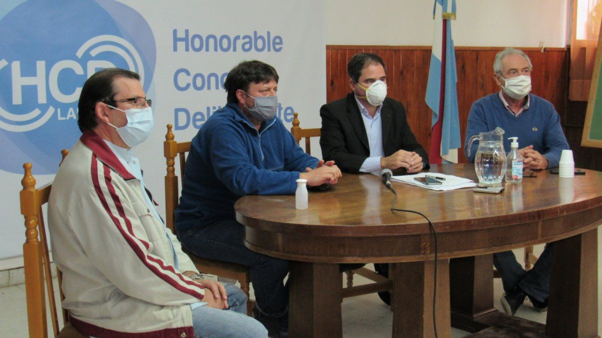 Exigen el uso obligatorio de barbijos o tapabocas en Larroque