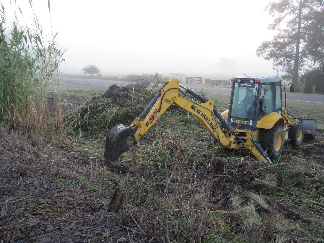 Realizaron trabajo de limpiezas sobre Ruta 51