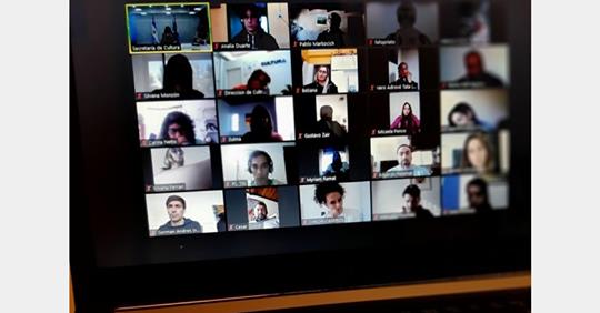 Larroque estuvo presente en el Consejo Provincial de Cultura