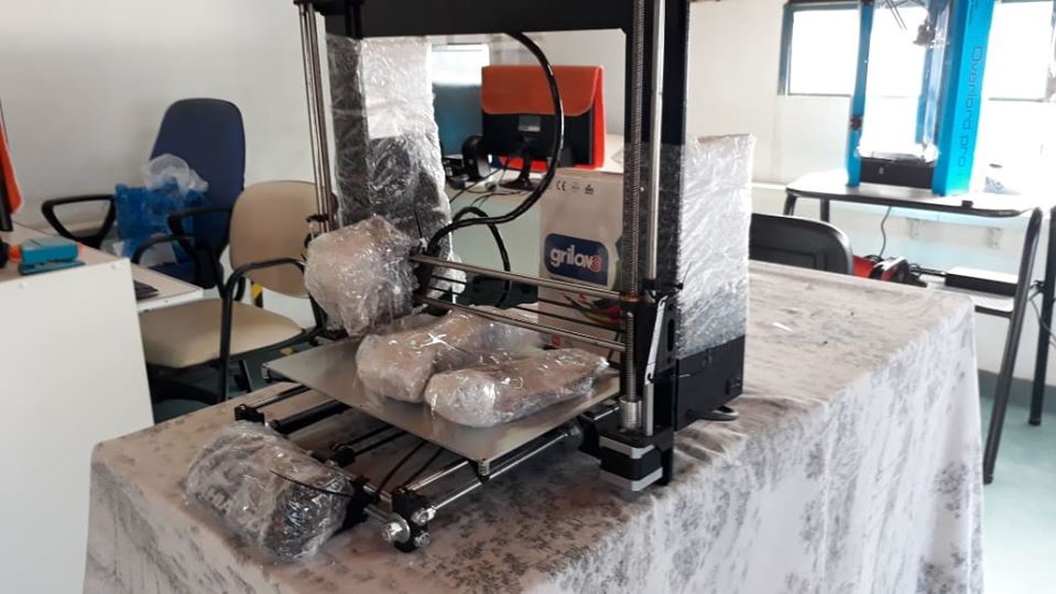 Urdinarrain: la Escuela Técnica adquirió una impresora a  partir del aporte de dos vecinas 