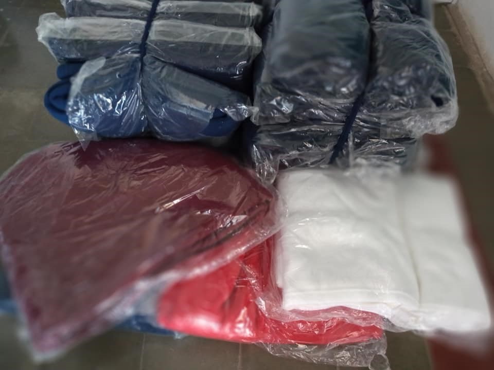 Gilbert: Entregan cobijas enmarcadas