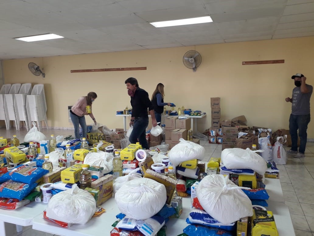 Urdinarrain: Entregaron bolsones de alimentos