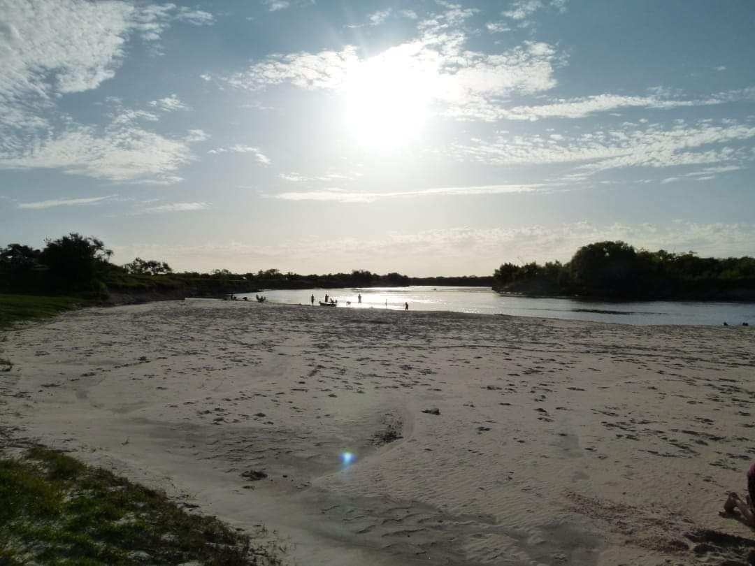 Larroque:  Hubo una convocatoria para analizar el uso del paso “El Corralito”