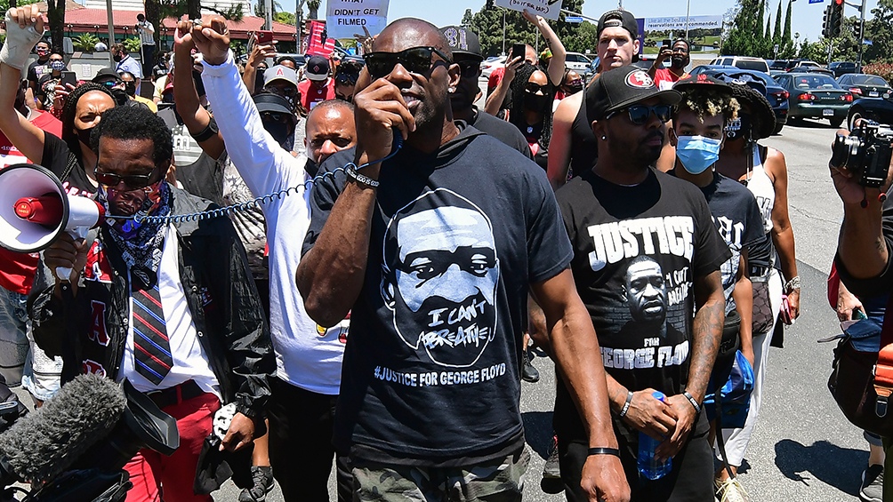 Protestas contra Trump sacuden varias ciudades y terminan con 45 detenidos