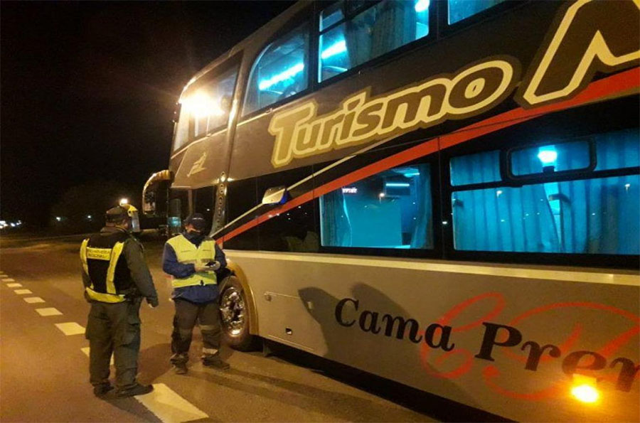 Retuvieron en Concepción del Uruguay un micro sin permisos de circulación