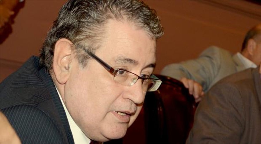 El dirigente Rubén Almará implicado con más de  trece contratos, además de ser asesor del Senado