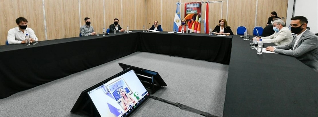 Urdinarrain: Brindaron un conservatorio sobre políticas públicas para la primera infancia 