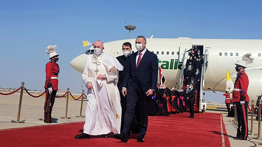 En histórica visita a Irak, Francisco pide por los cristianos y condena la injerencia extranjera
