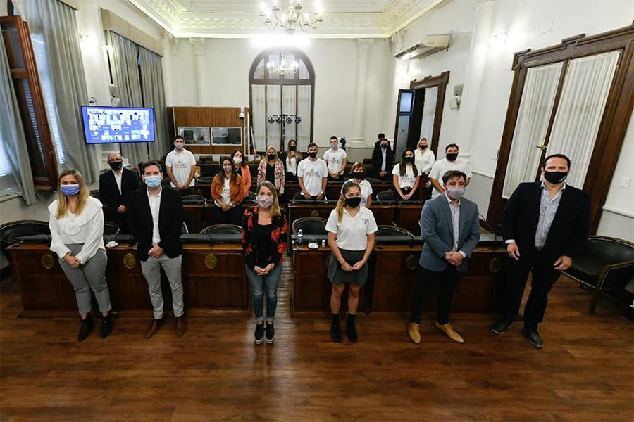 La vicegobernadora inauguró la  edición 2021 del Senado Juvenil