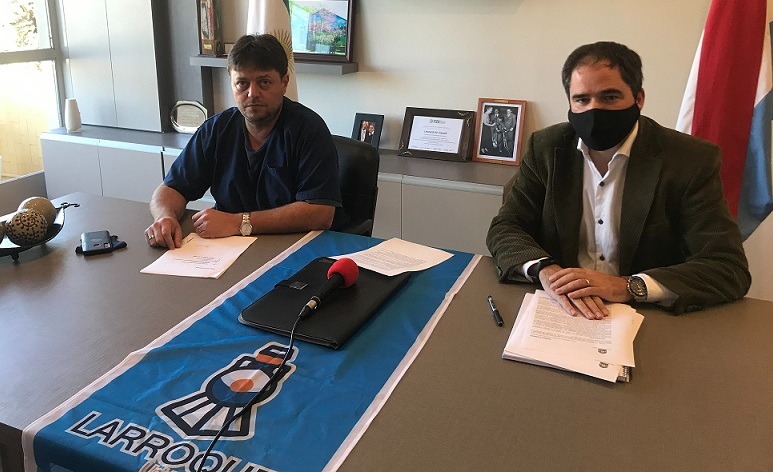 Larroque: El intendente y el secretario de Salud brindaron un mensaje a la población