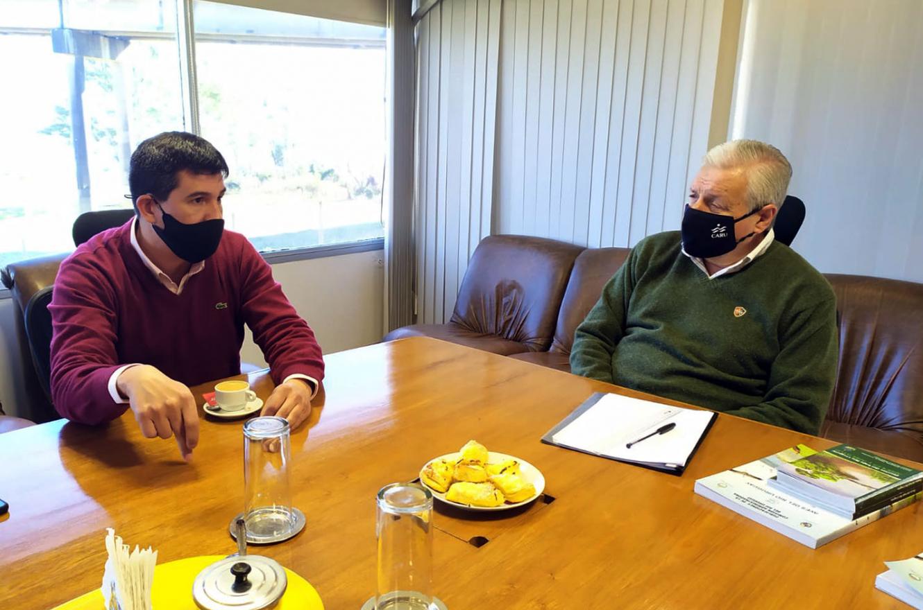 Lauritto analizó la situación ambiental junto al intendente de Villa Paranacito