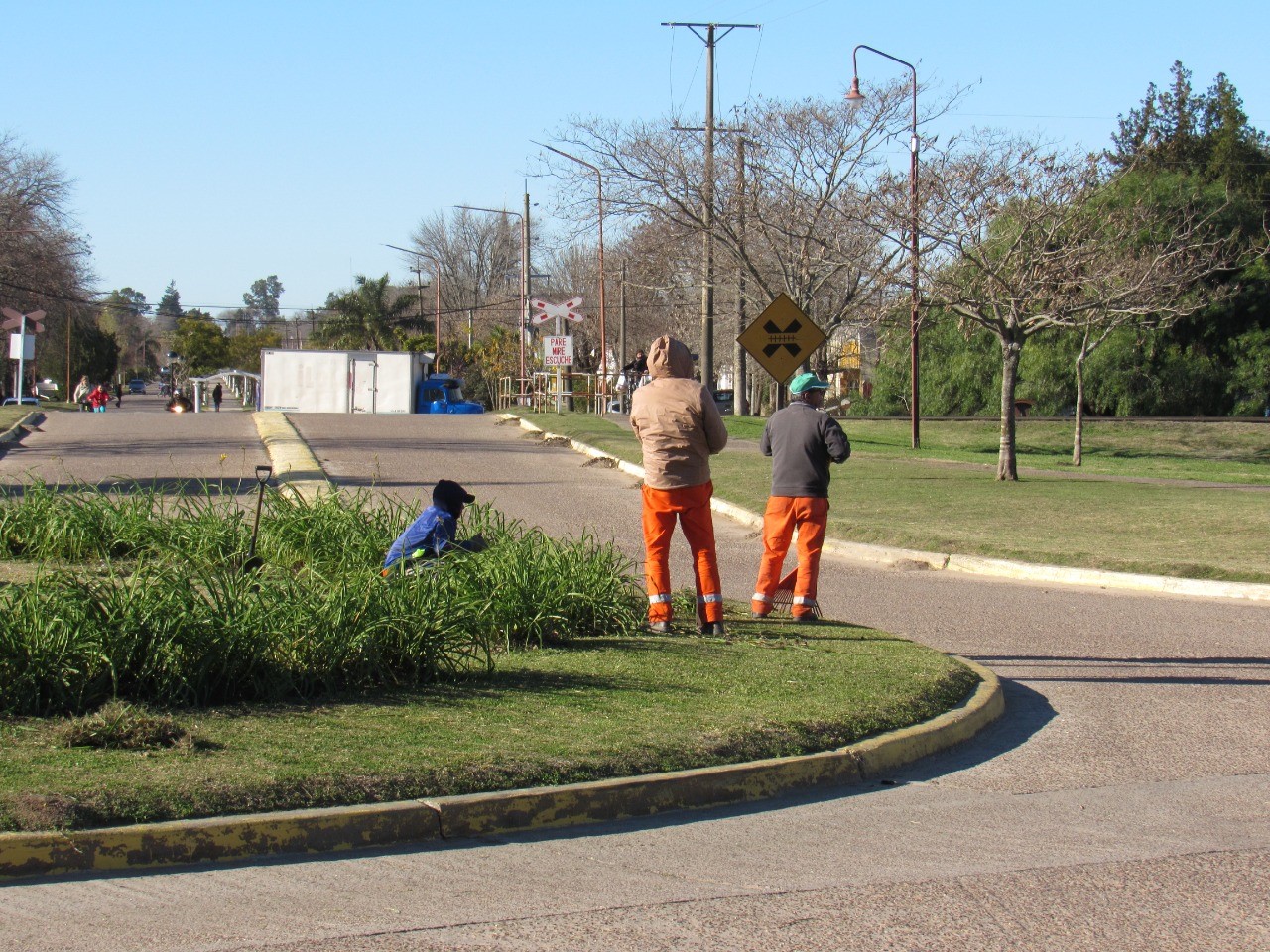 Larroque: Visualizan el Proyecto de Integración Educativo - Laboral 