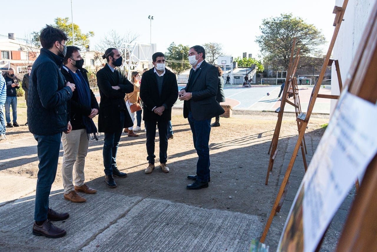 Rindieron homenaje a María Esther de Miguel en Paraná