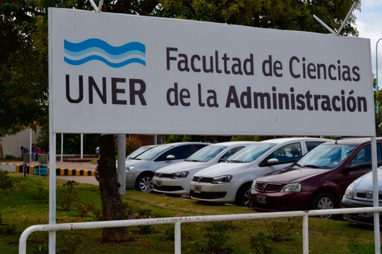 La Uner recupera la presencialidad