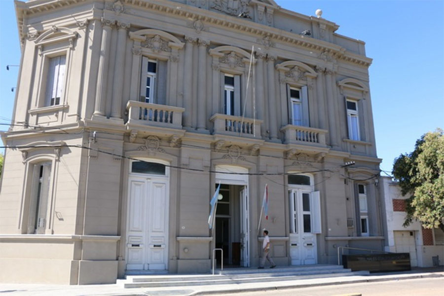 El Superior Tribunal de Justicia dispuso la presencialidad de todos los agentes