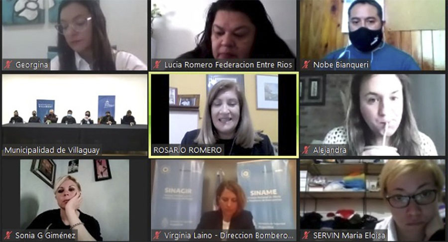 Siniestro vial entre dos  camiones y un auto en la  Autovía Gervasio Artigas