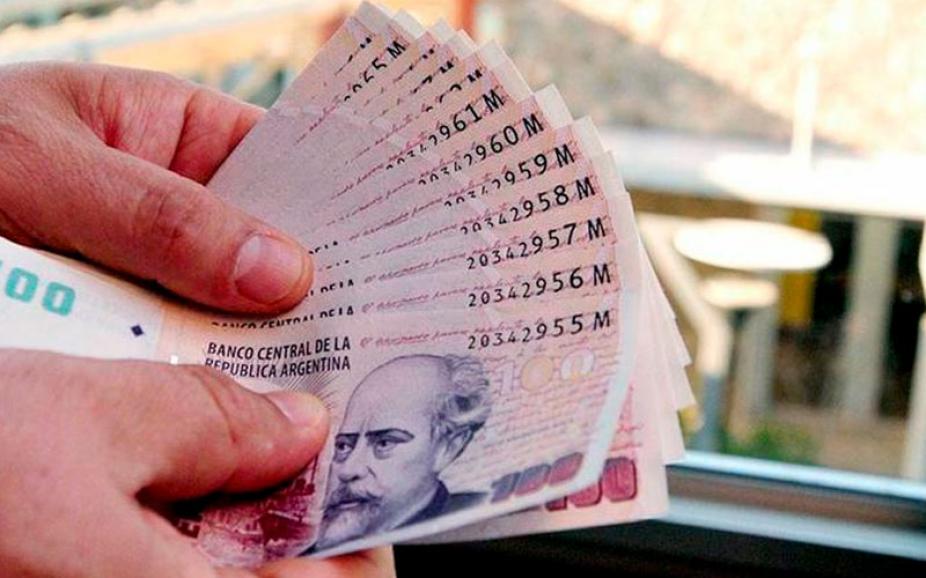 El salario mínimo debería  subir casi un 30% para  mantener el poder  adquisitivo de 2015