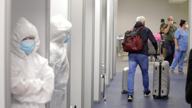 Reino Unido sacó a la Argentina de su “lista roja” por Covid-19