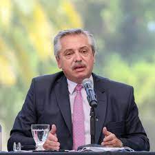 Fernández llamó a la unidad  y volvió a criticar a la oposición 