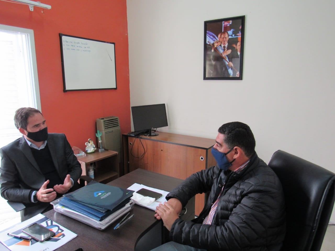 Viviendas para Larroque: “seguimos pendientes de las gestiones”, explicó Hassell