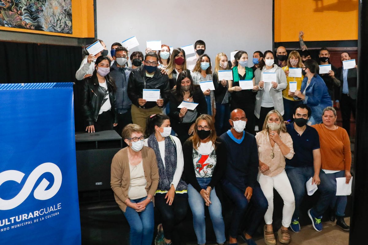 Culturar Guale: Entregaron los reconocimientos  a los Proyectos y a sus Artistas