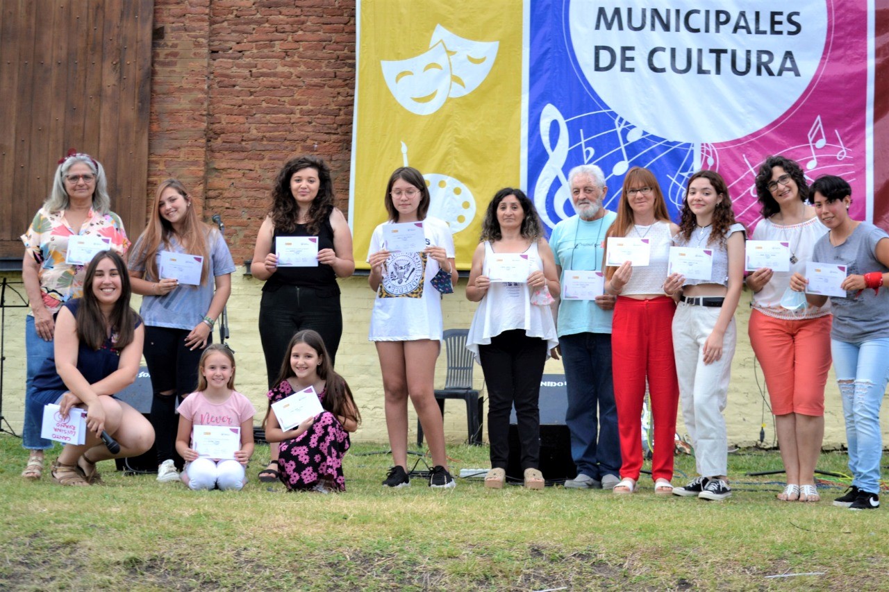 Dieron cierre a los talleres culturales en “La Estación”