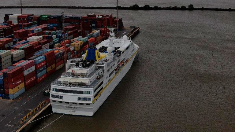 Sanidad confundió África con Asia y habilitó el ingreso sin control de un crucero procedente de Cabo Verde