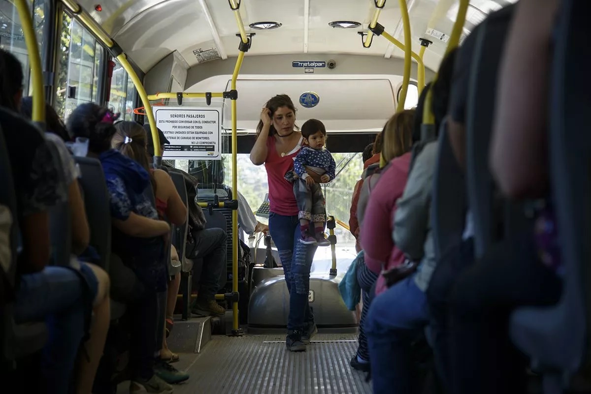 Se aumentará el 70% de los fondos para el transporte de pasajeros del interior del país