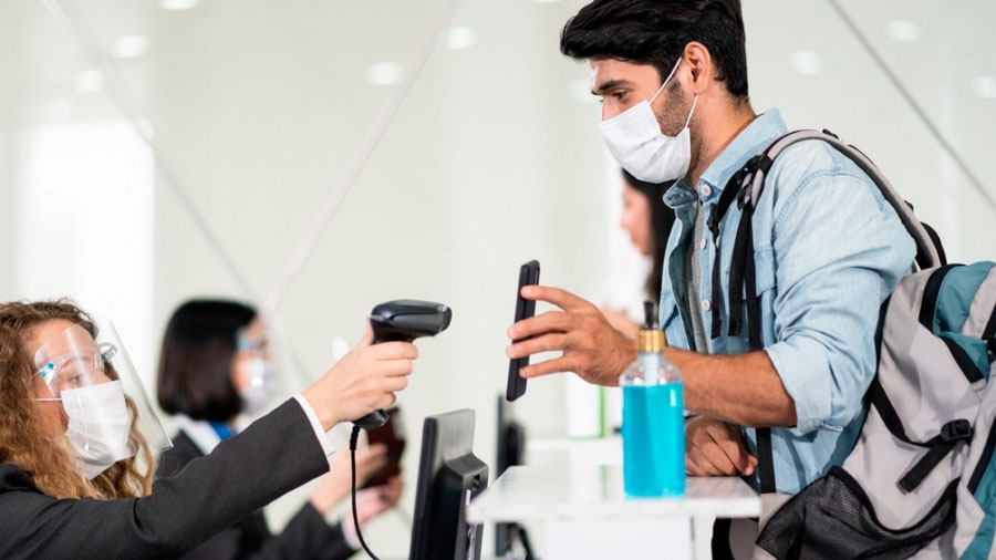 El Gobierno implementará el pase  sanitario a partir del 1° de enero