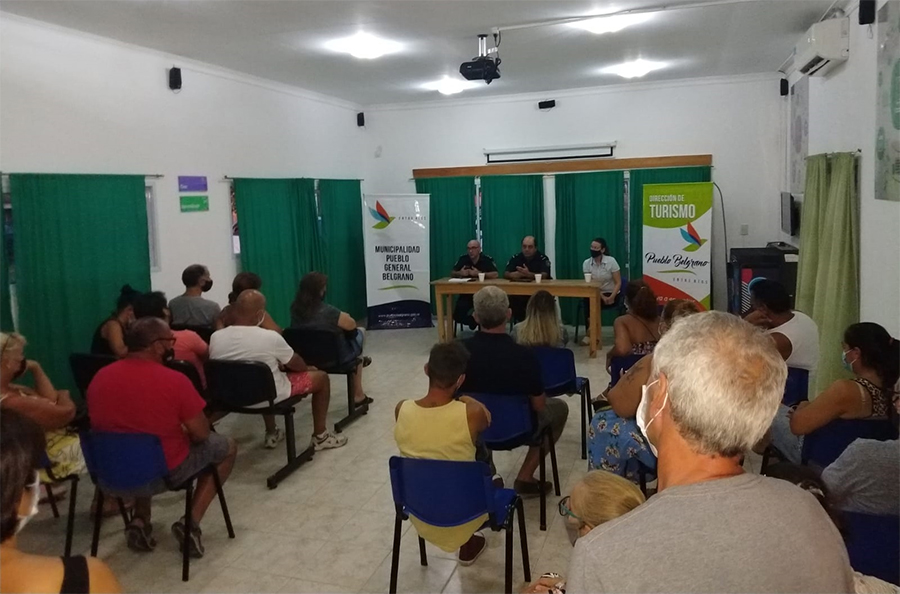 El sector turístico de Pueblo Belgrano se reunió con el nuevo Comisario