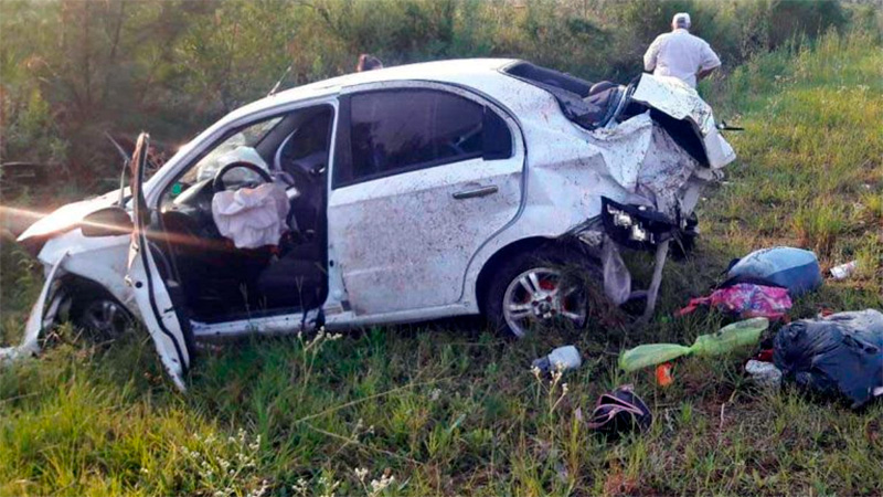 Una nena sufrió una grave fractura  tras el vuelco de un automóvil