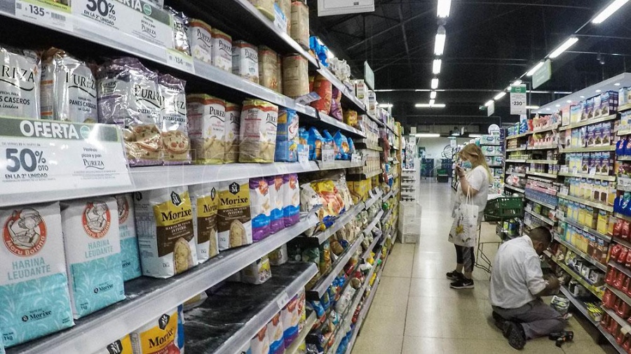 Las ventas en supermercados subieron 4,3% en noviembre