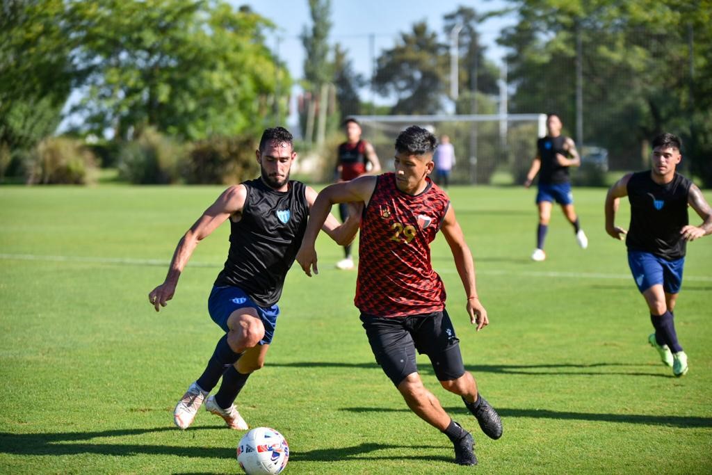 Juventud Unida enfrentó a Colón de Santa Fe