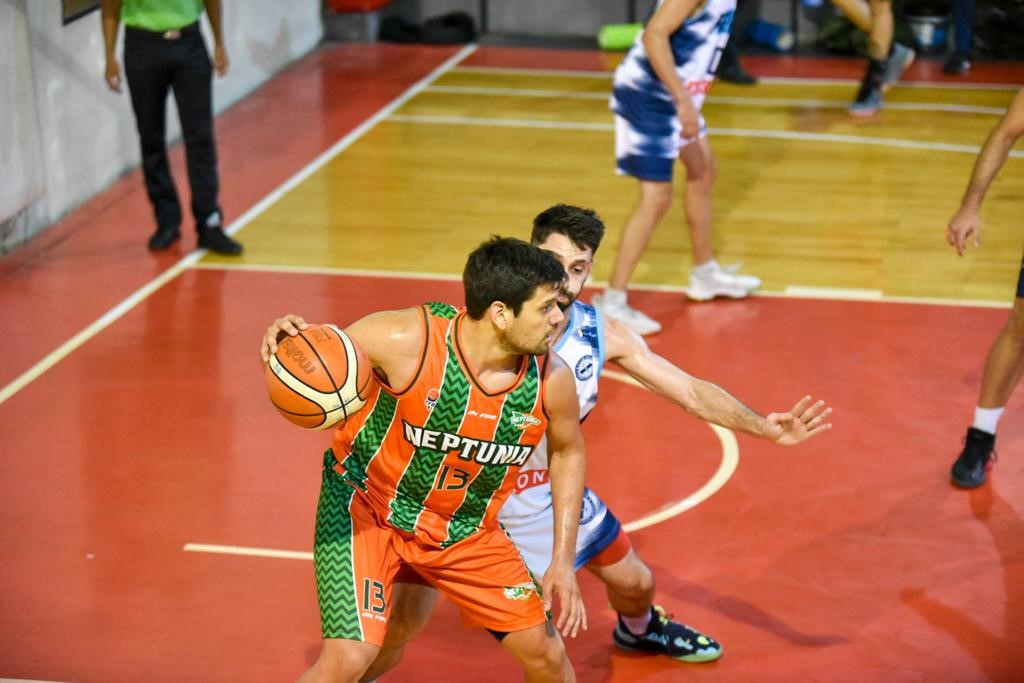 Neptunia barrió a Ferro y obtuvo su primer triunfo de la temporada