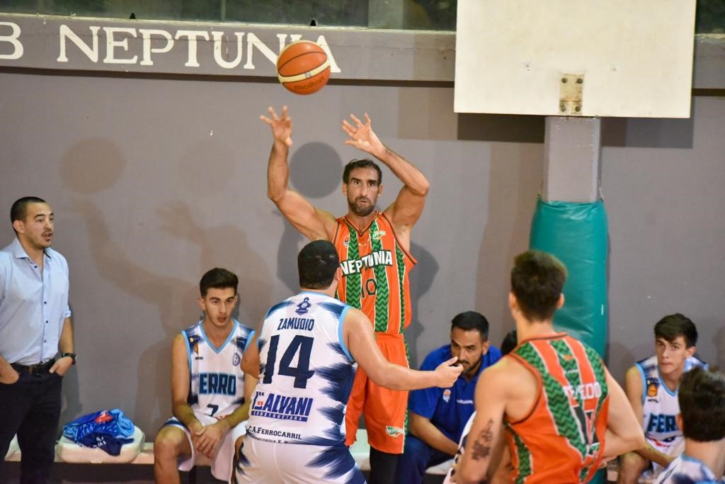 Sale a la ruta: Neptunia se mide con Olimpia de Paraná