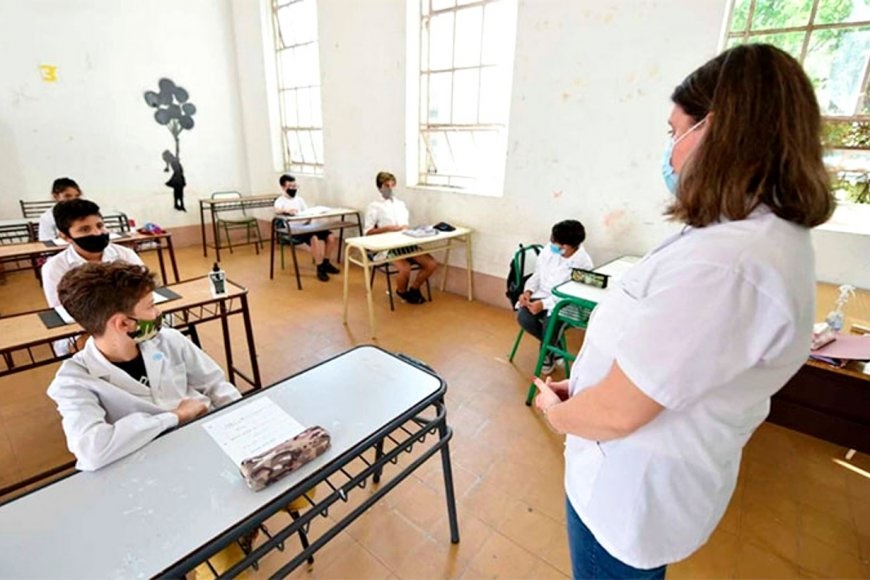 Vuelta a clases: Con nuevos criterios de  aislamiento y sin burbujas: el  CGE explicó los lineamientos