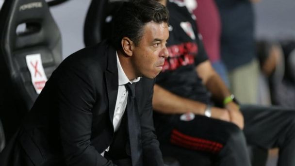 Gallardo recupera al paraguayo Rojas y suma variantes