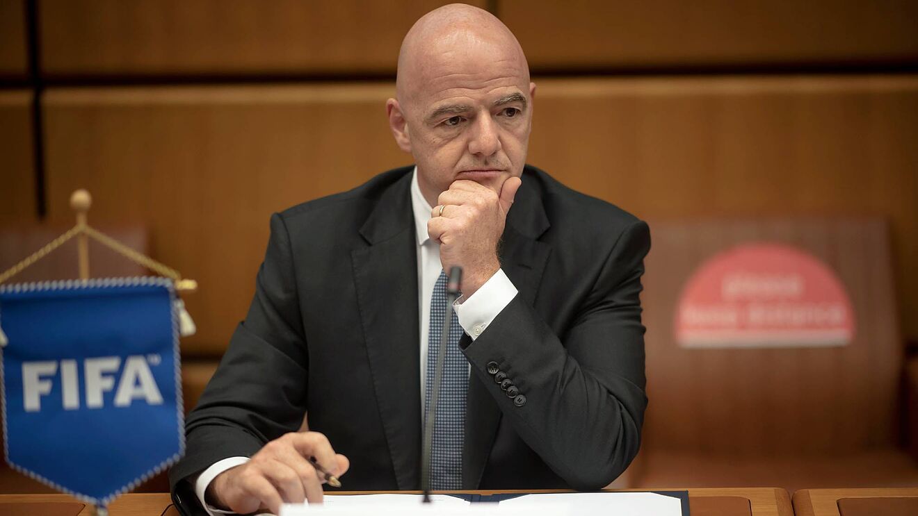 La FIFA está "preocupada" por situación "trágica e inquietante" en Ucrania